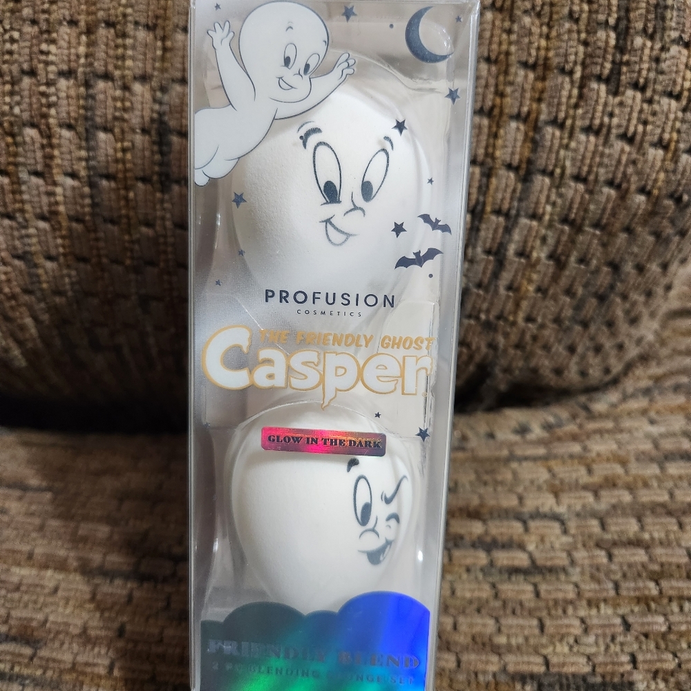 Casper Blending Sponge Glow In The Dark 2pc Profusion Casper The Friendly Ghost